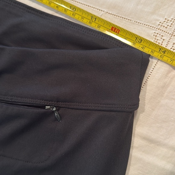 CHAMPION Black Cropped Athletic Leggings SIZE M - Picture 11 of 11